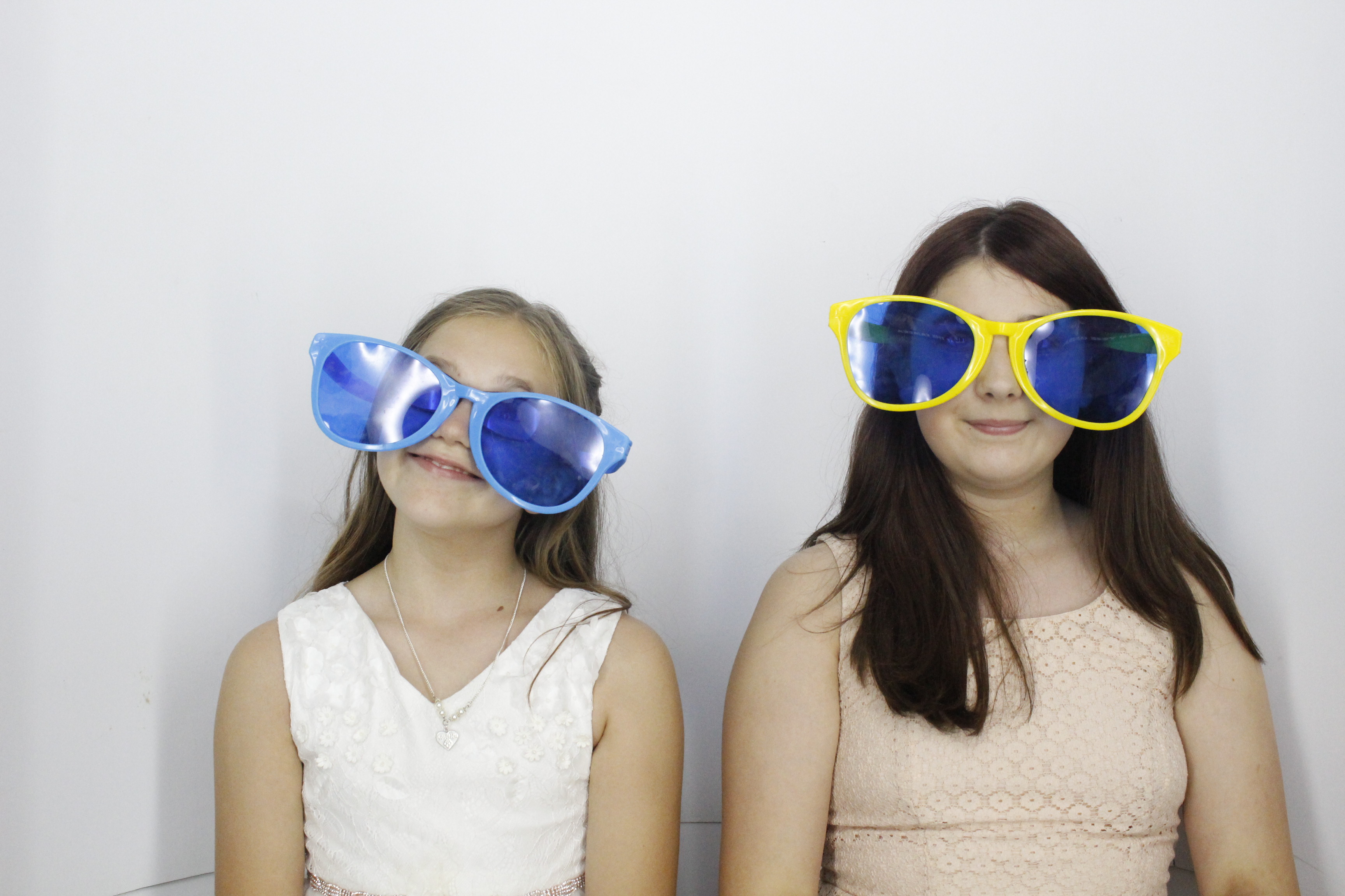 Sam & Rachel's Wedding | View more photos from the event at gallery.myphotoboothexperience.co.uk/u/MyPhotoBoothExperienceLtd/Sam-Rachels-Wedding